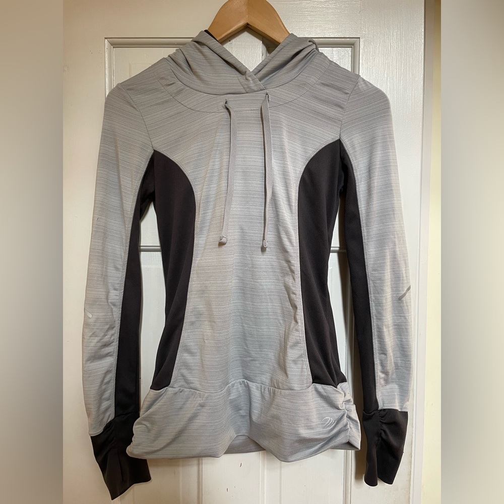 MPG XS athletic hoodie